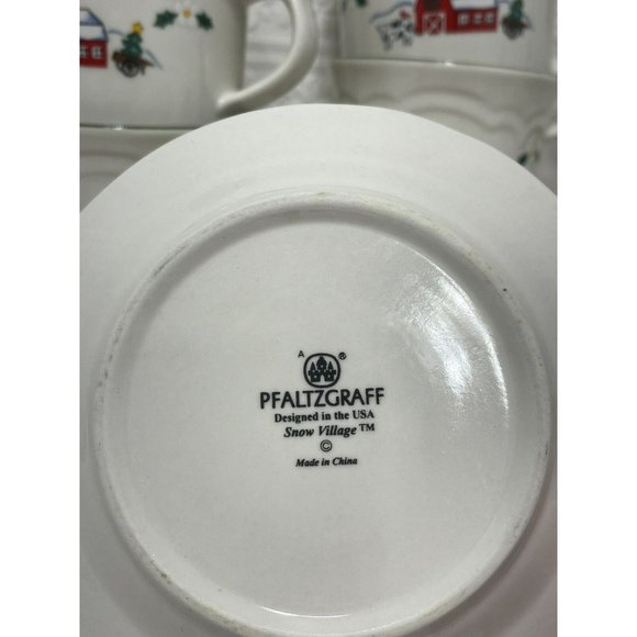 6 Christmas Cups & Saucers PFALTZGRAFF Country Scene with Barn Animals & Farmer - Picture 9 of 10
